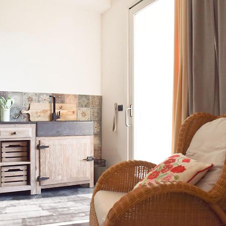 Bed and Breakfast Lughia Тортолі Екстер'єр фото