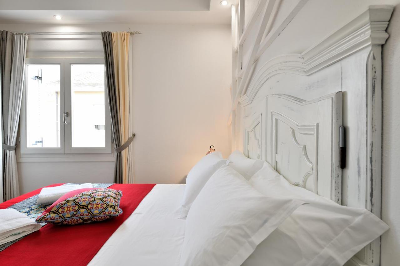 Bed and Breakfast Lughia Тортолі Екстер'єр фото