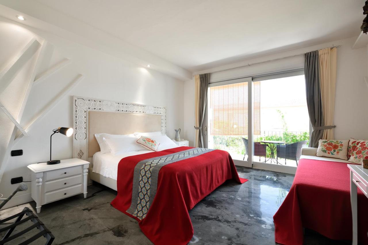 Bed and Breakfast Lughia Тортолі Екстер'єр фото