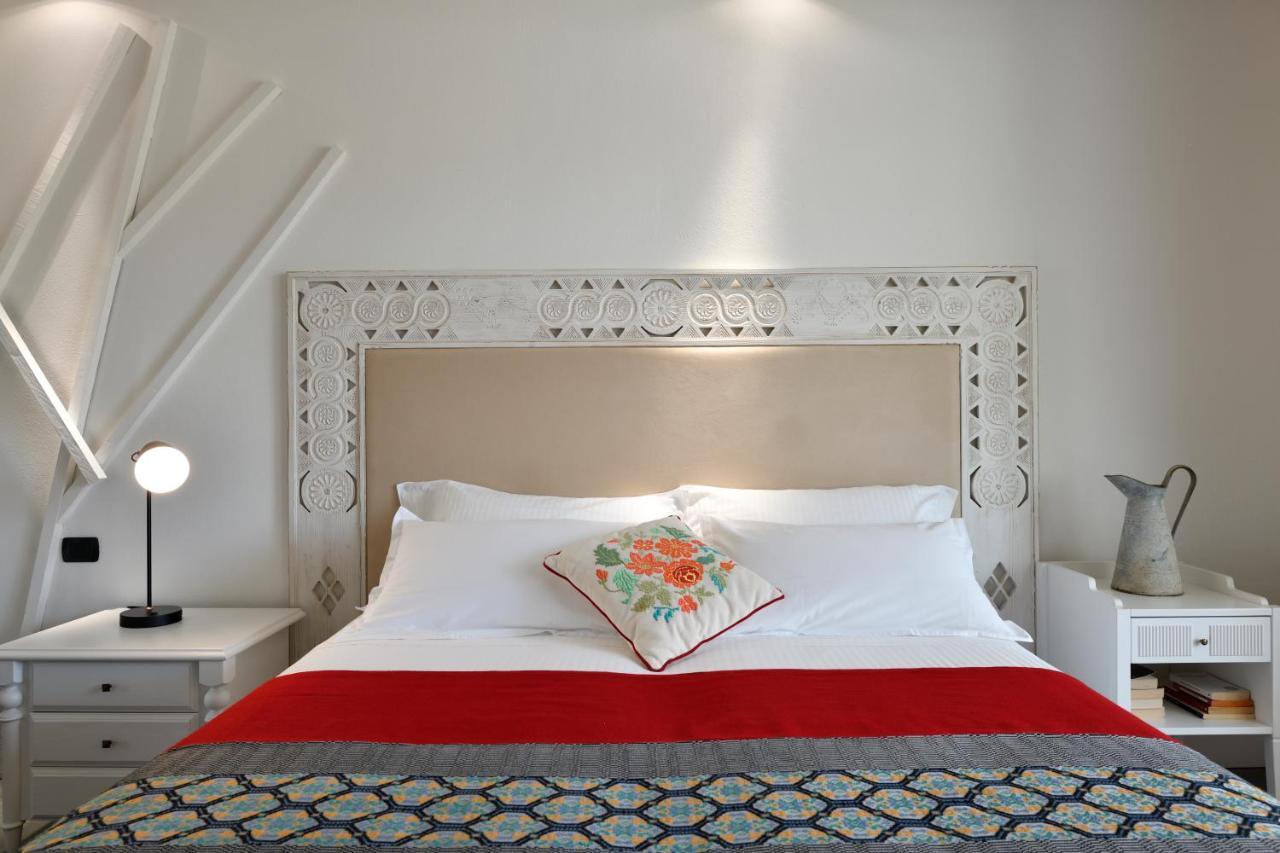 Bed and Breakfast Lughia Тортолі Екстер'єр фото